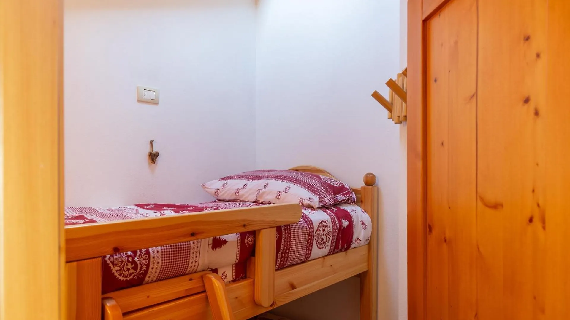 Casa Del Sole Apartment Ponte Di Legno 0*,